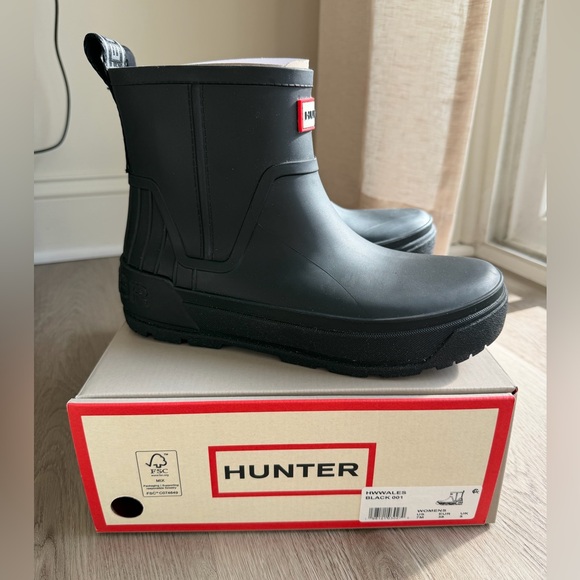 NWT Hunter Wales Black Rain Boots - Picture 7 of 7